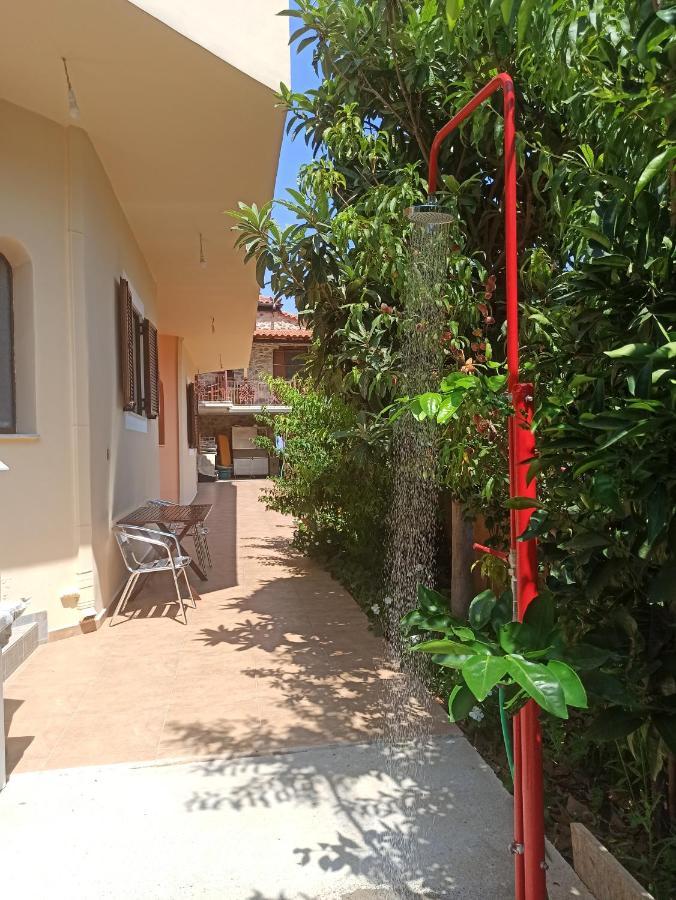 Happy Days Apartment Tyros Exterior photo